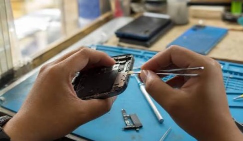 7 Proven iPhone Charging Port Repair Tips to Avoid Damage